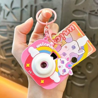 comprar Cartoon plástico mini brinquedo chaveira de câmera promoção presentes chaveira de lanterna personalizada online manufacture