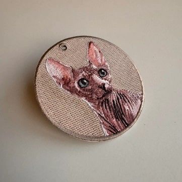 Buy Bespoke Sphynx Cat Keychain - Embroidered Charm with Playful Expression & Custom Text Options online manufacture