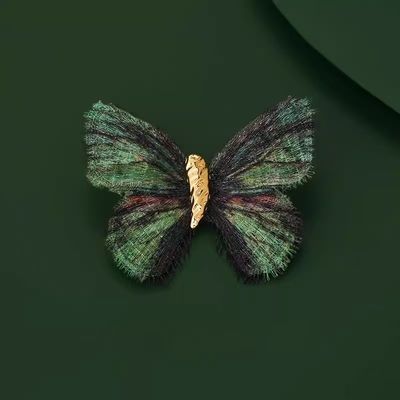 comprar Joyas personalizadas inspiradas en la naturaleza - Alas doradas con texturas de borde para espíritus libres online manufacture