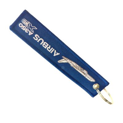 AIRBUS A350 XWB Keychain Trio - نسيج أزرق / بيج / أحمر + نسيج خفيف
