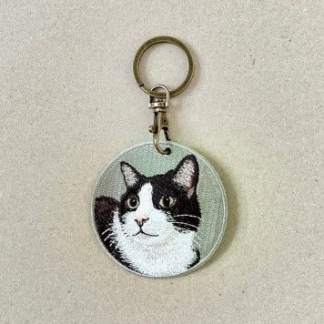 Whimsical Feline Portrait Keyring | Stitched Woven Collectible | Durable Daily Companion